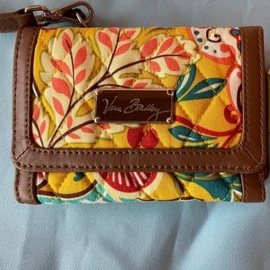 Vera Bradley Wristlet wallet, NWT